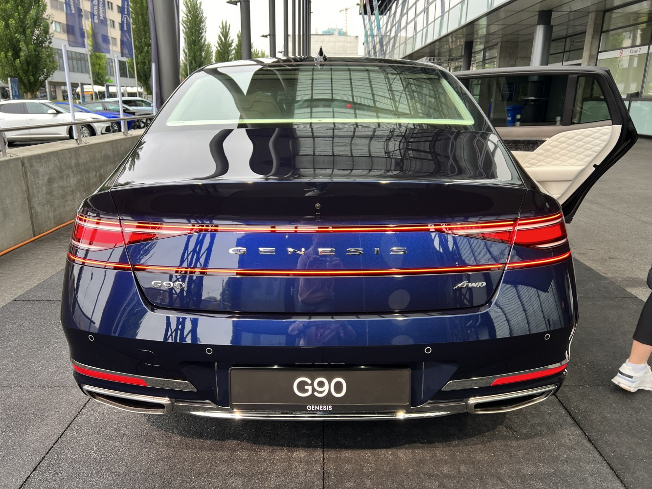 Rear view with LED light bar, 4WD badge, dual exhausts