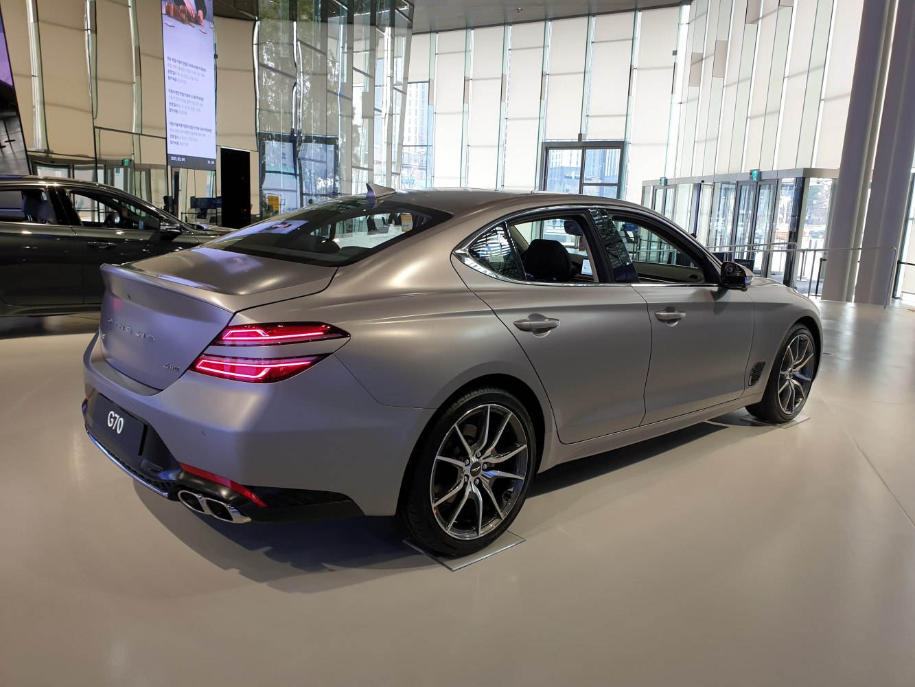 Rear side profile with LED taillights and dual exhaust