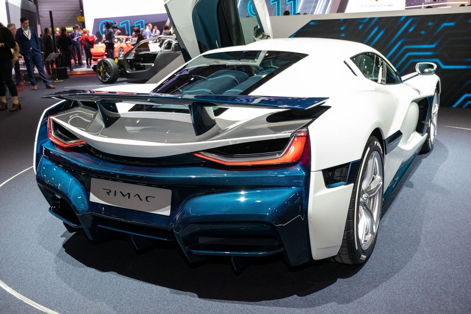 Rear aerodynamic spoiler and LED taillights with carbon fiber accents