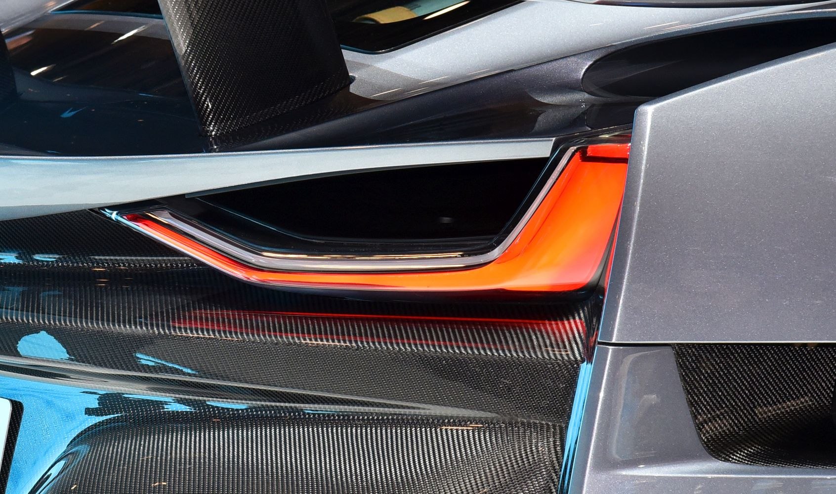 Rear light and carbon fiber body detail with aerodynamic design