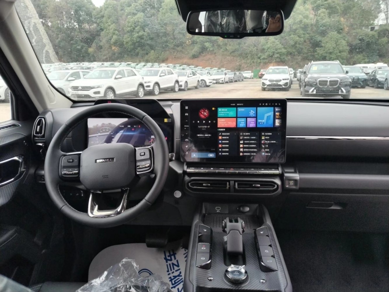Digital dashboard and infotainment touchscreen with advanced center console controls