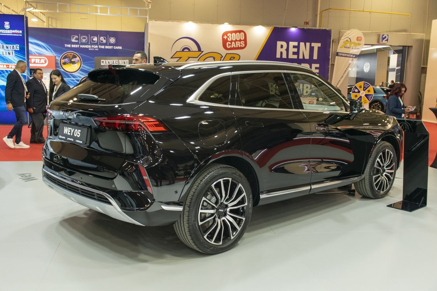 SUV rear and side view with alloy wheels