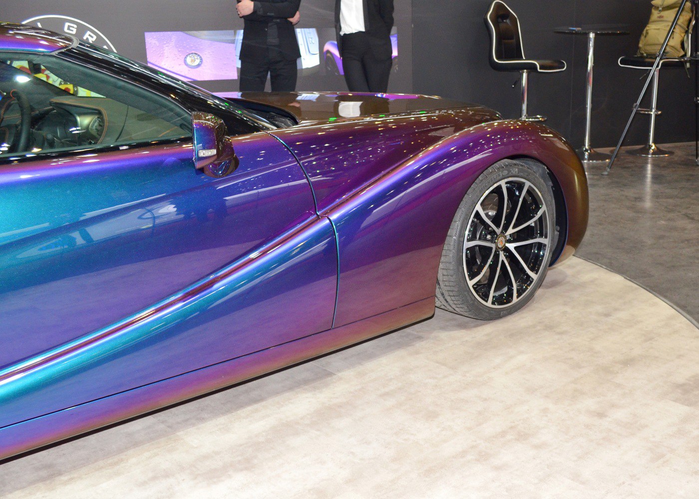 Sleek side profile with distinctive alloy wheels