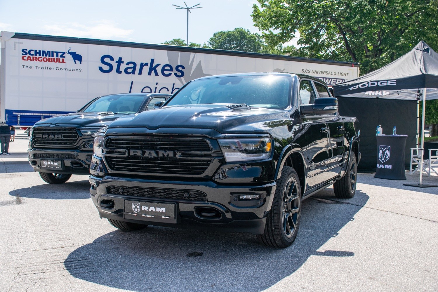 Front view of black RAM 1500 Crew Cab (DT) pickup