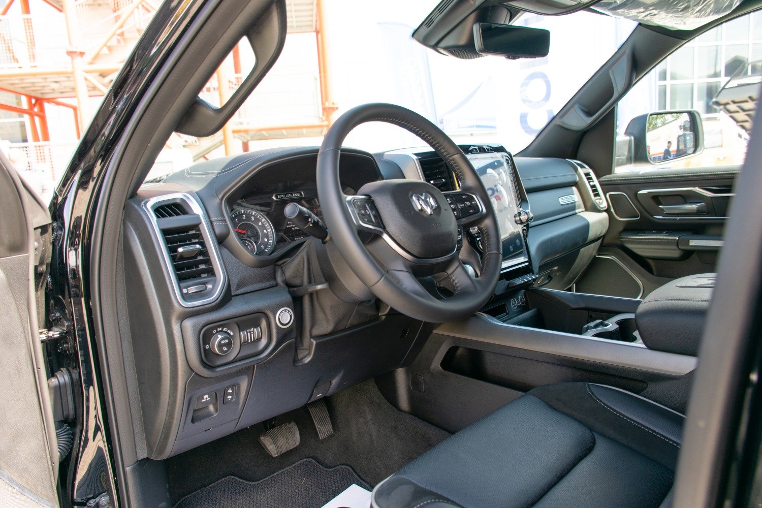 Dashboard, steering wheel, digital gauge cluster, center touchscreen display