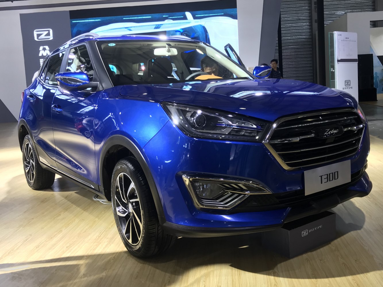 Close-up of front with LED headlights and alloy wheels