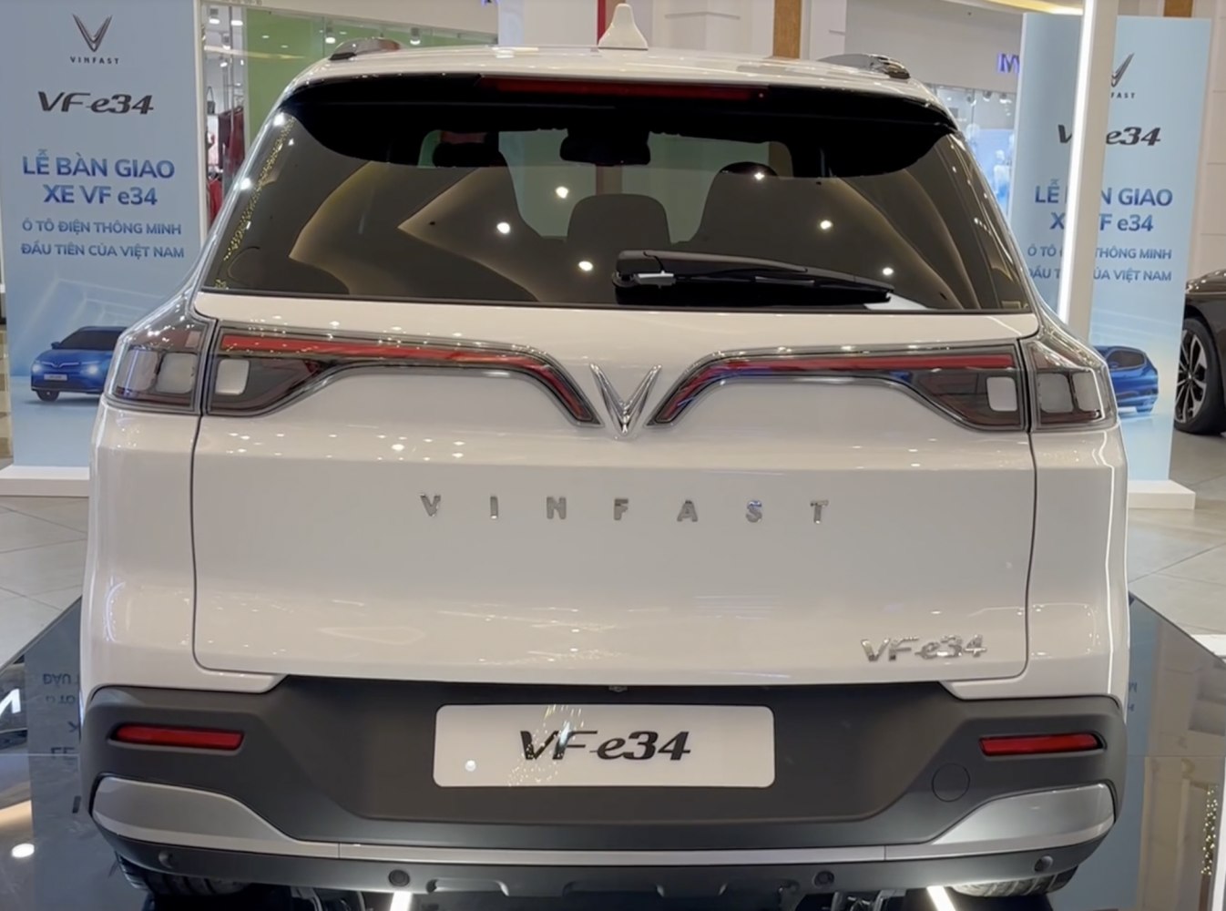 Rear view with distinctively shaped tail lights and modern rear design