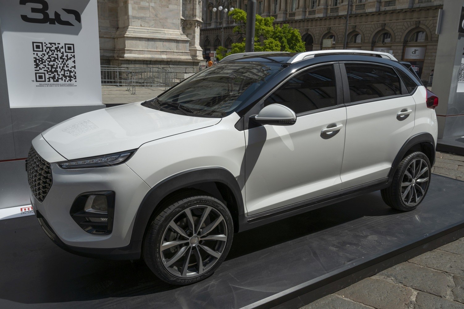 Sleek LED headlights and stylish multi-spoke alloy wheels on a modern SUV.