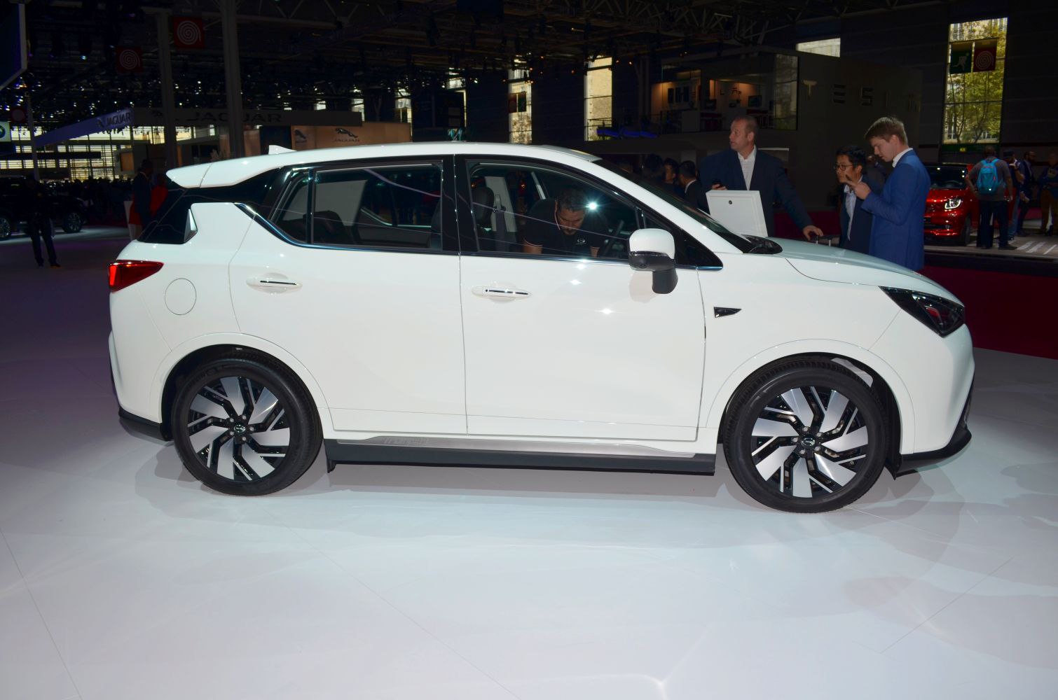 Side view of compact SUV with alloy wheels and modern design