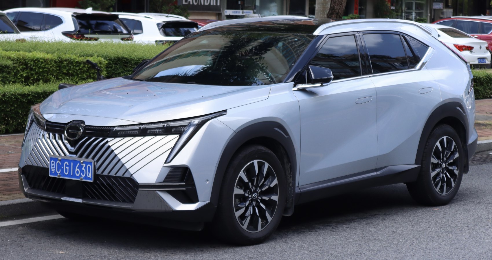 Angular front grille and modern SUV body design