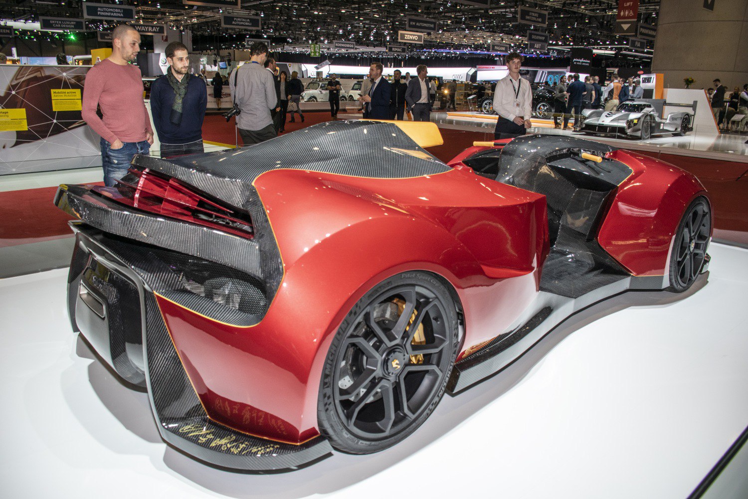 3/4 rear-right view