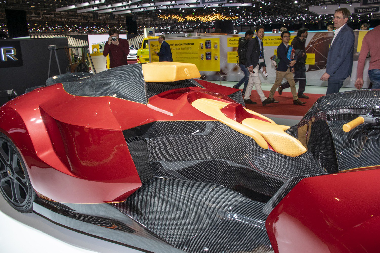 3/4 rear-left view
