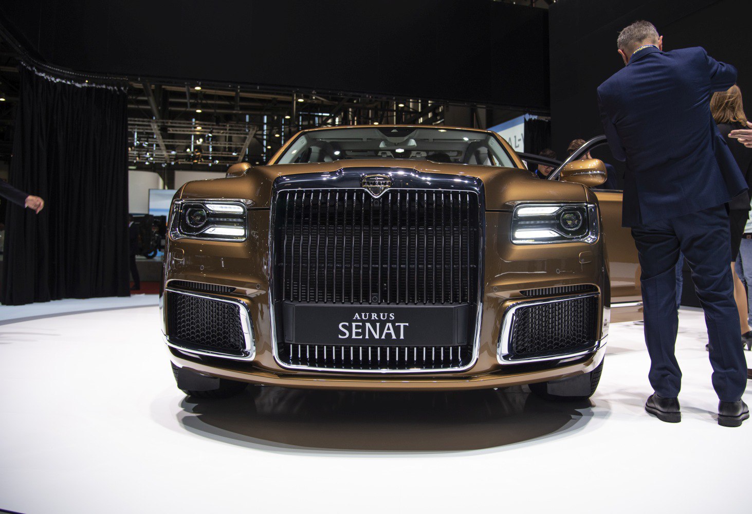 Front view with large grille and LED headlights