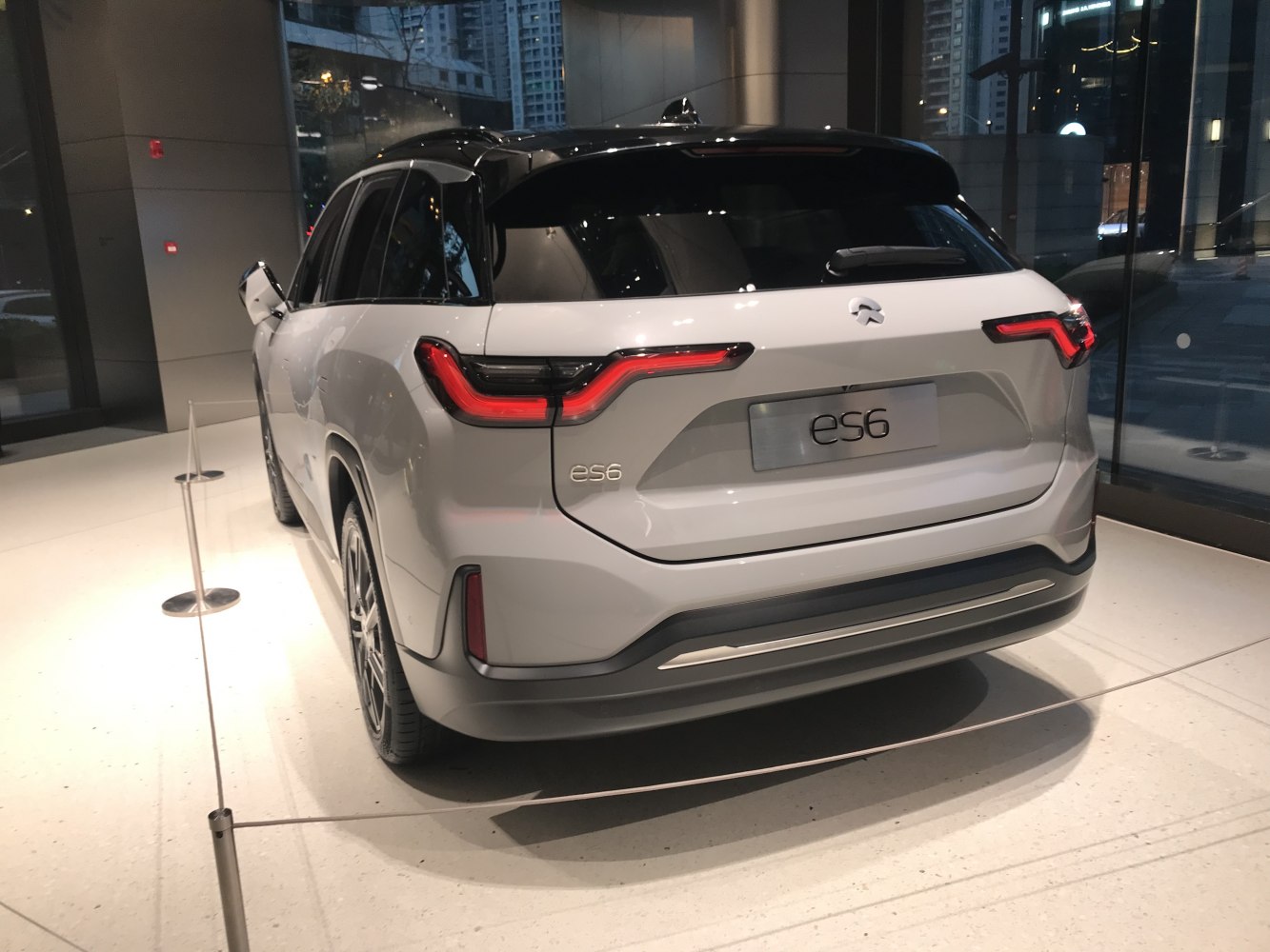 Electric SUV rear with LED taillights and dual-tone roof