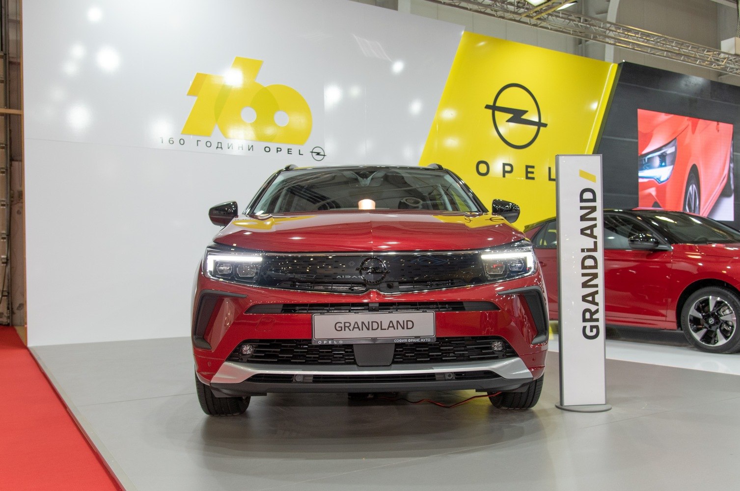 Redesigned front grille and LED headlights