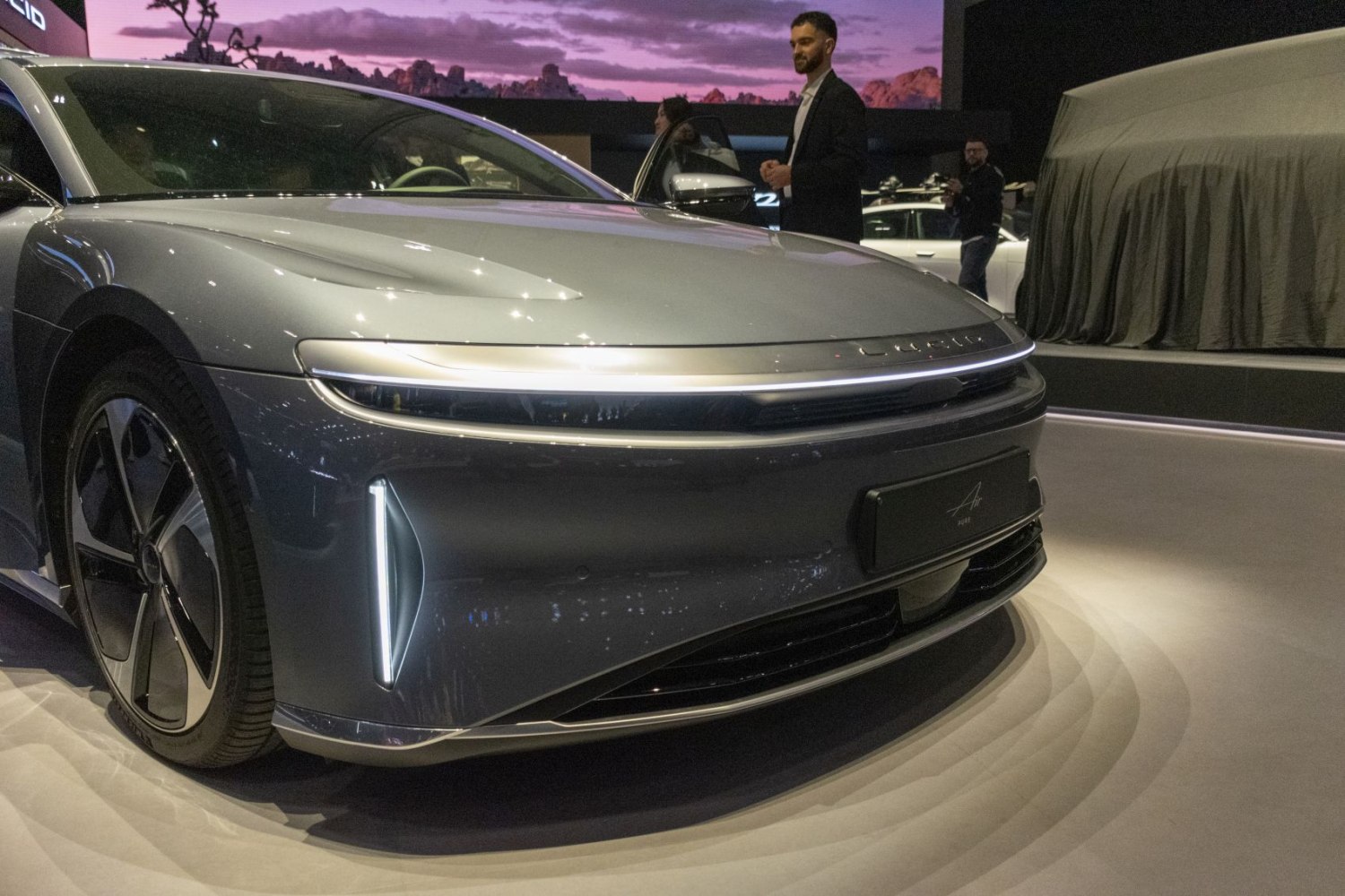 Sleek front fascia with LED headlights and vertical daytime running lights