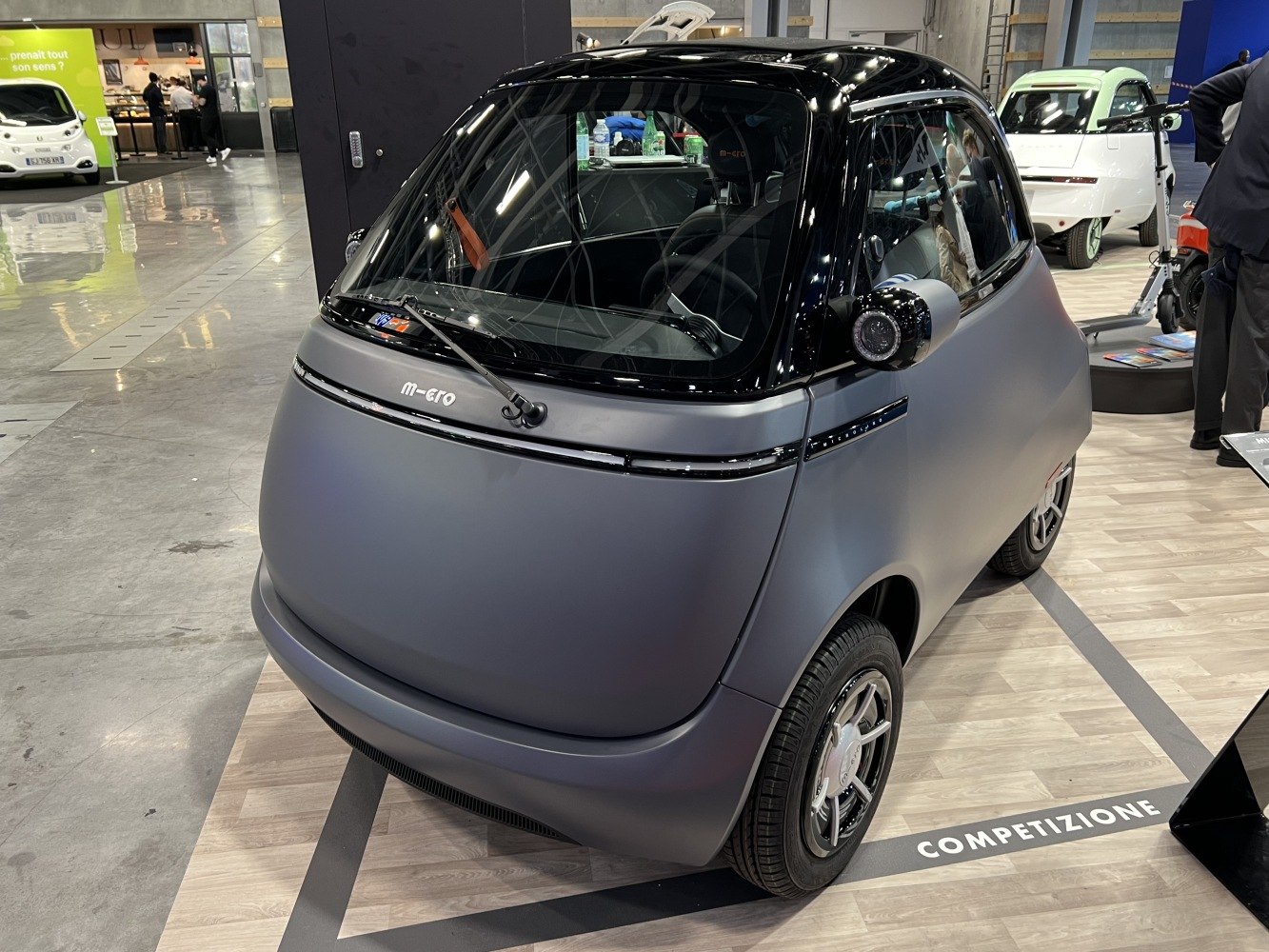 3/4 front-left view