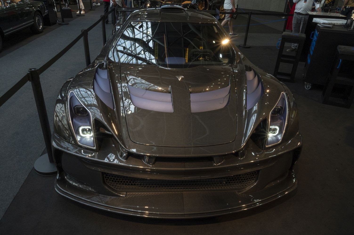 Carbon fiber body and aerodynamic front racing car design