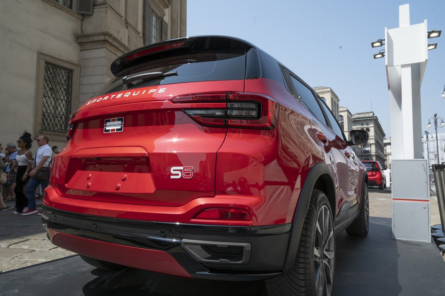 Rear view of SUV with modern taillights and black lower bumper