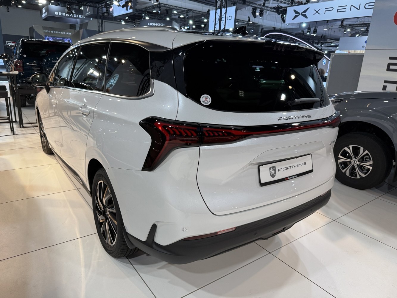 3/4 rear-left view