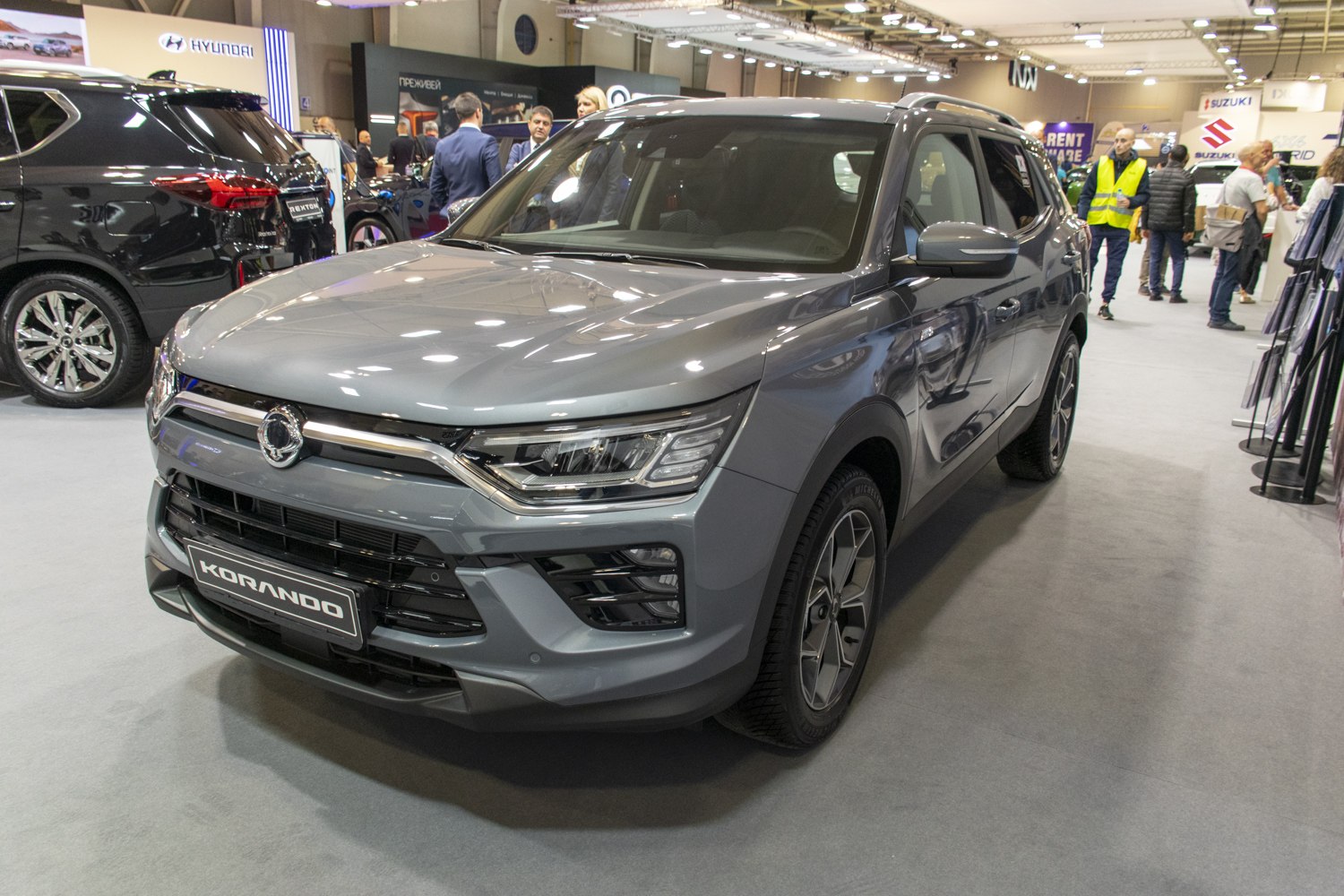 SUV front fascia with detailed headlights and visible interior space