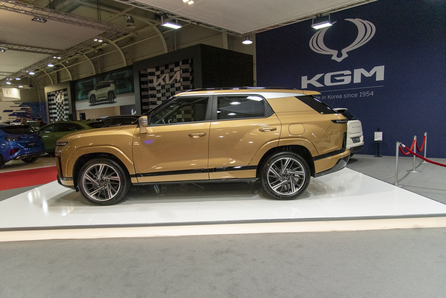 Side profile of modern SUV with sharp lines and large alloy wheels