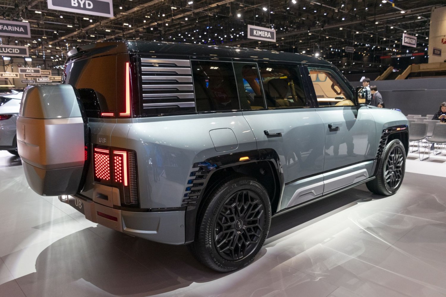Rear and side profile of an SUV with distinctive taillights and modern wheels