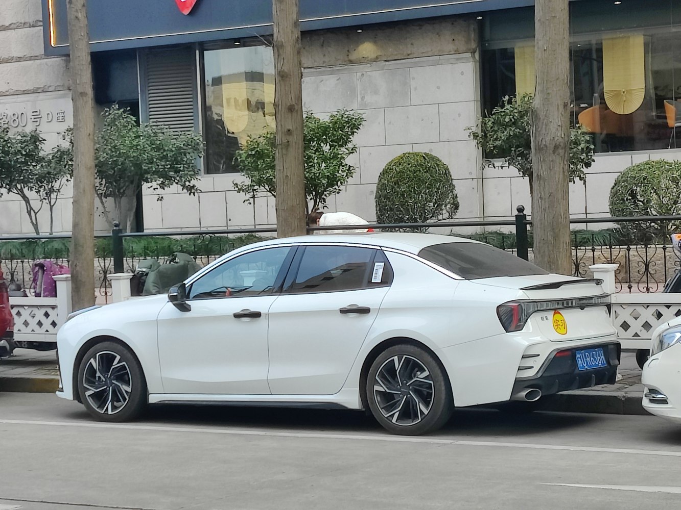 3/4 rear-left view