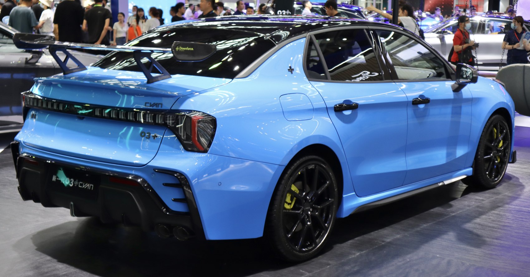 3/4 rear-right view