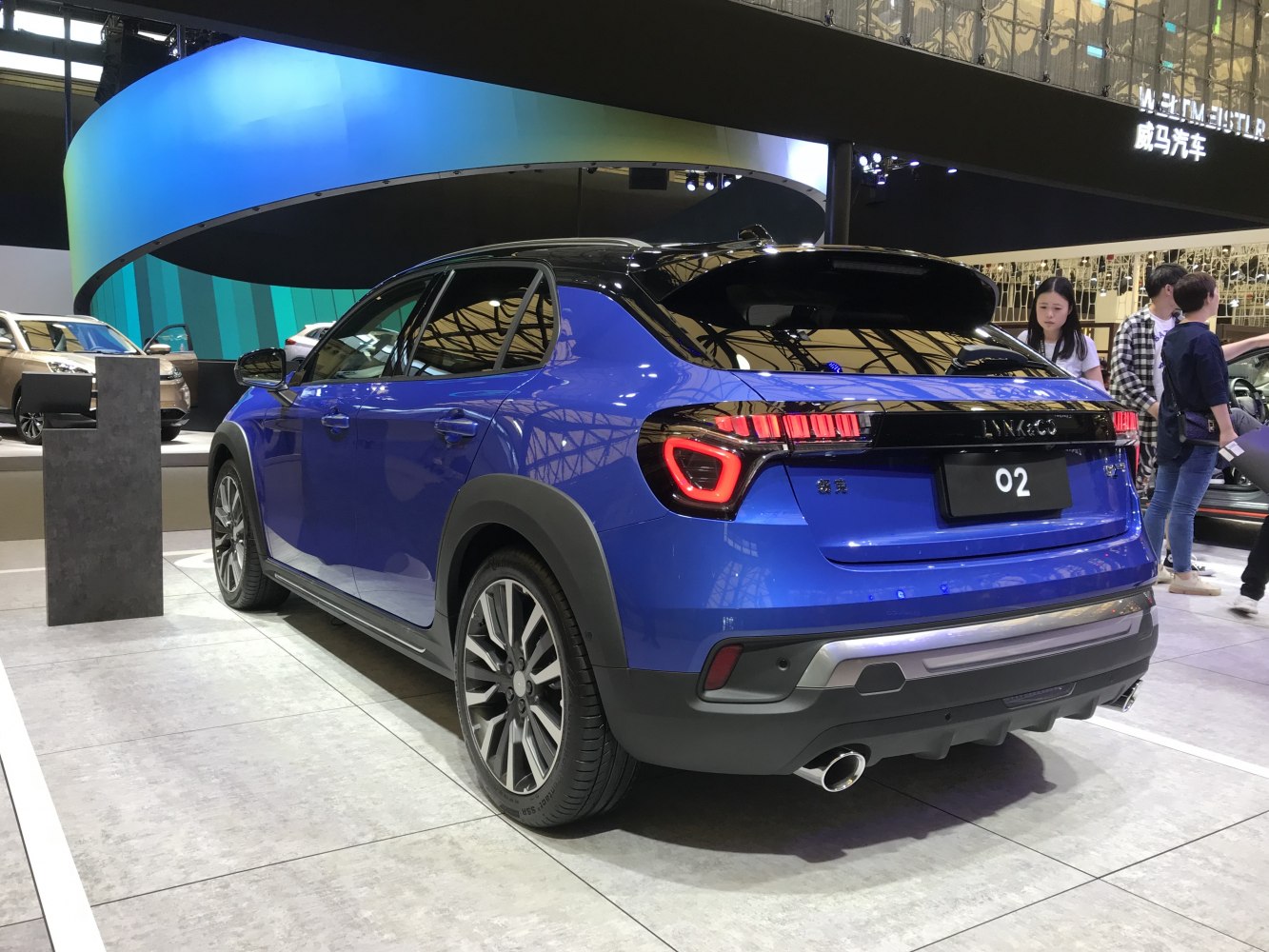 3/4 rear-left view