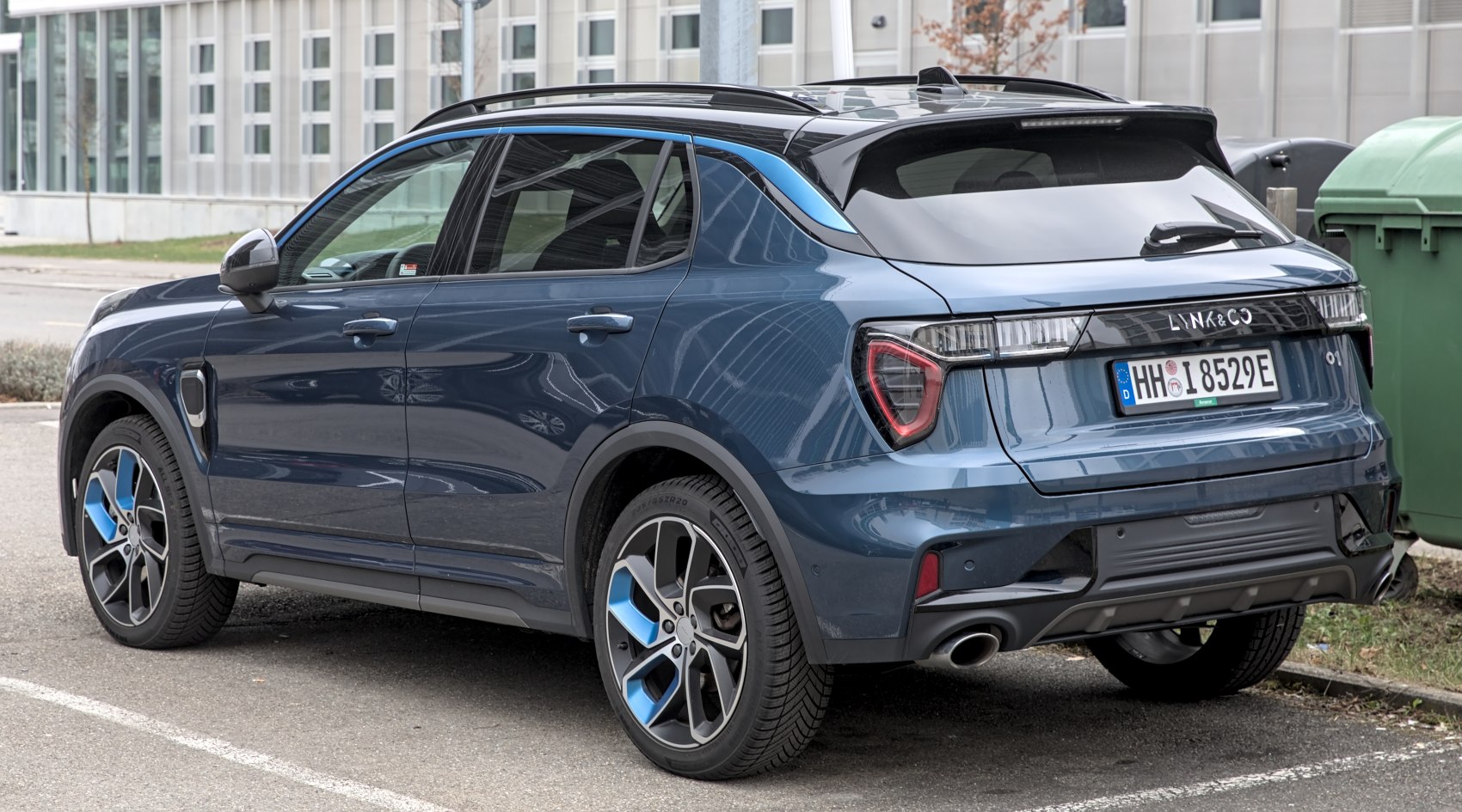3/4 rear-left view