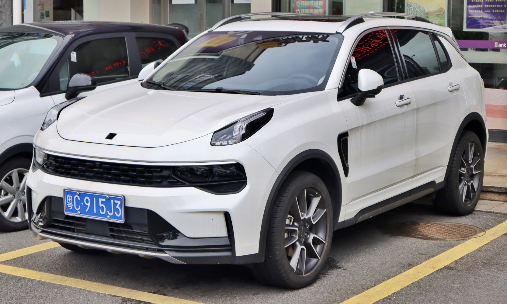 3/4 front-left view
