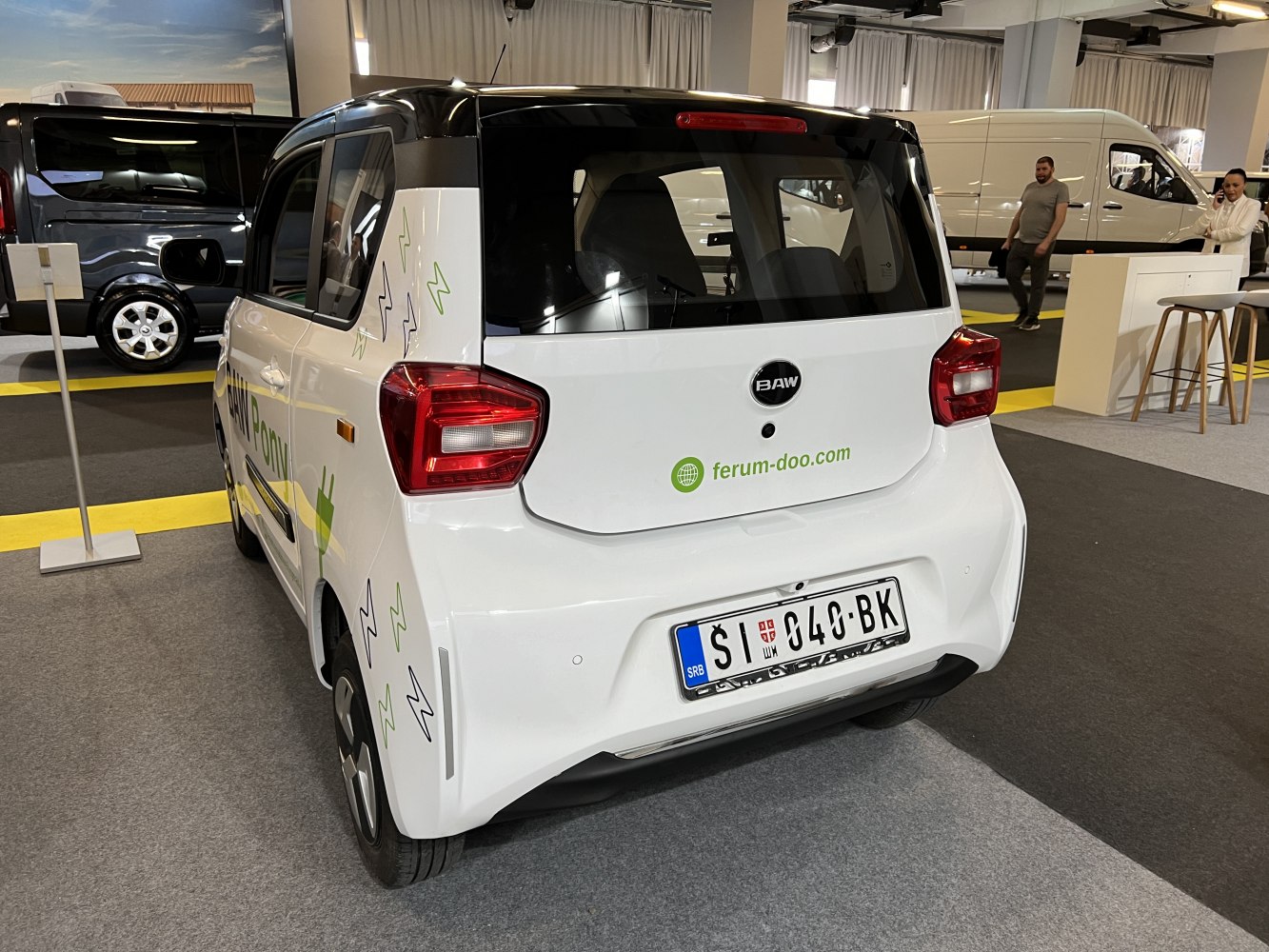3/4 rear-left view