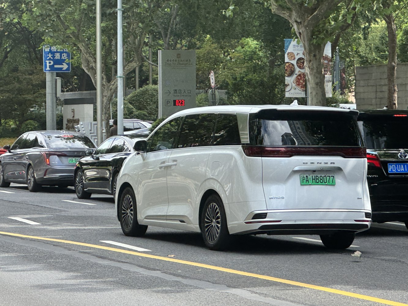3/4 rear-left view