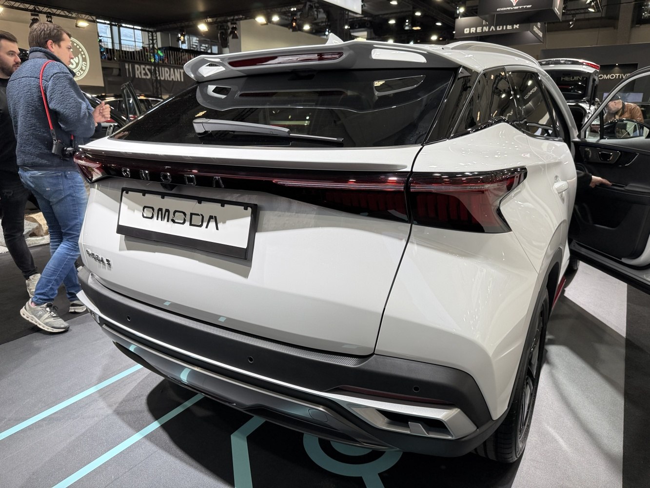 Rear design and taillights of a modern SUV