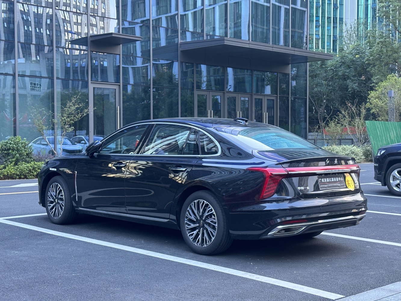 3/4 rear-left view