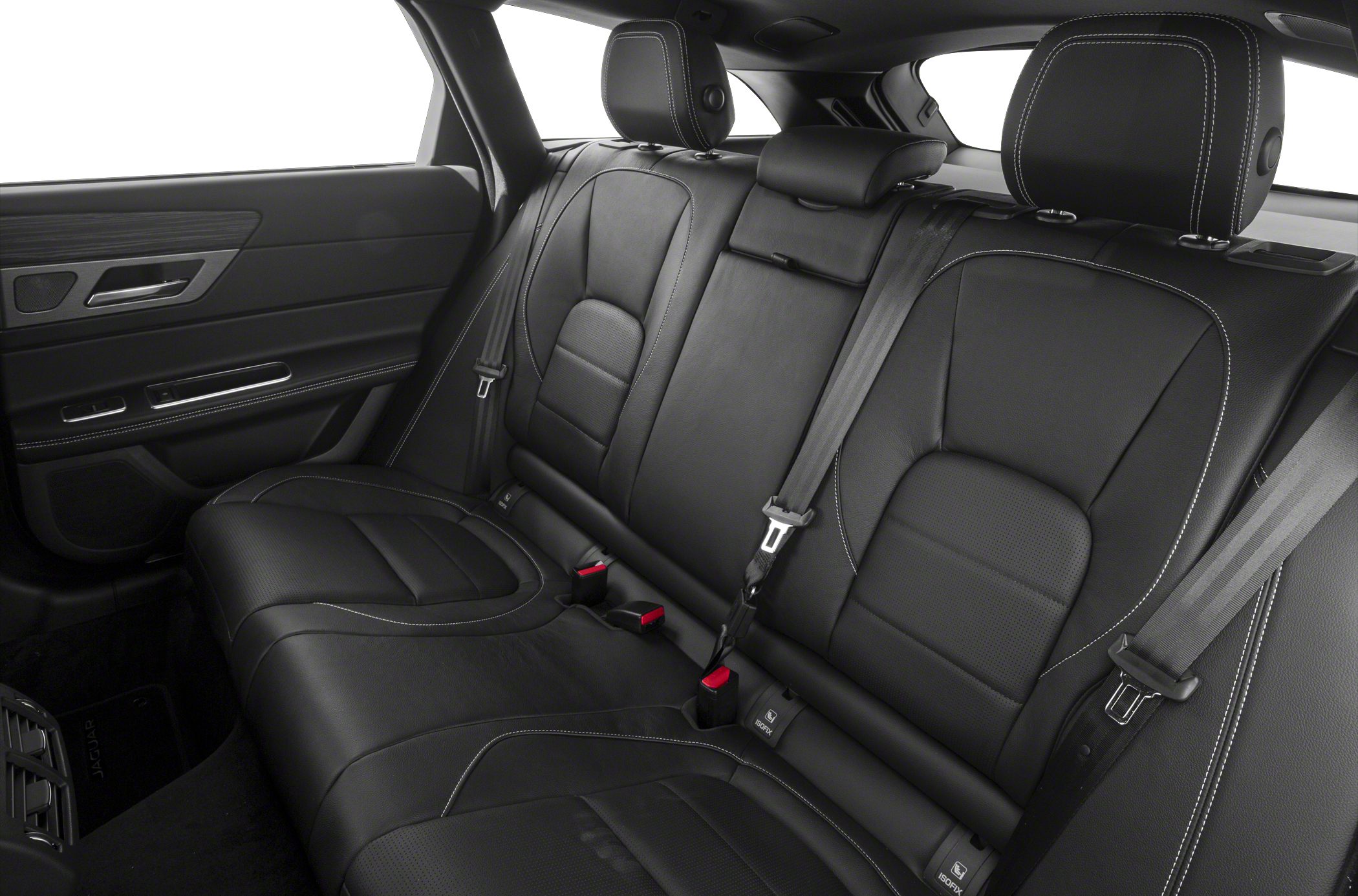 Black leather rear seats with headrests and ISOFIX mounts