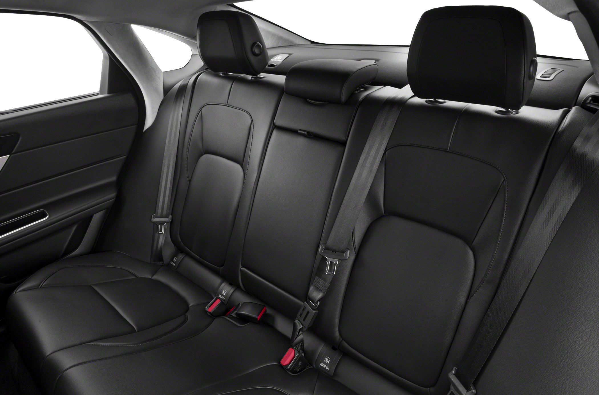 Rear black leather seats with ISOFIX and seat belts