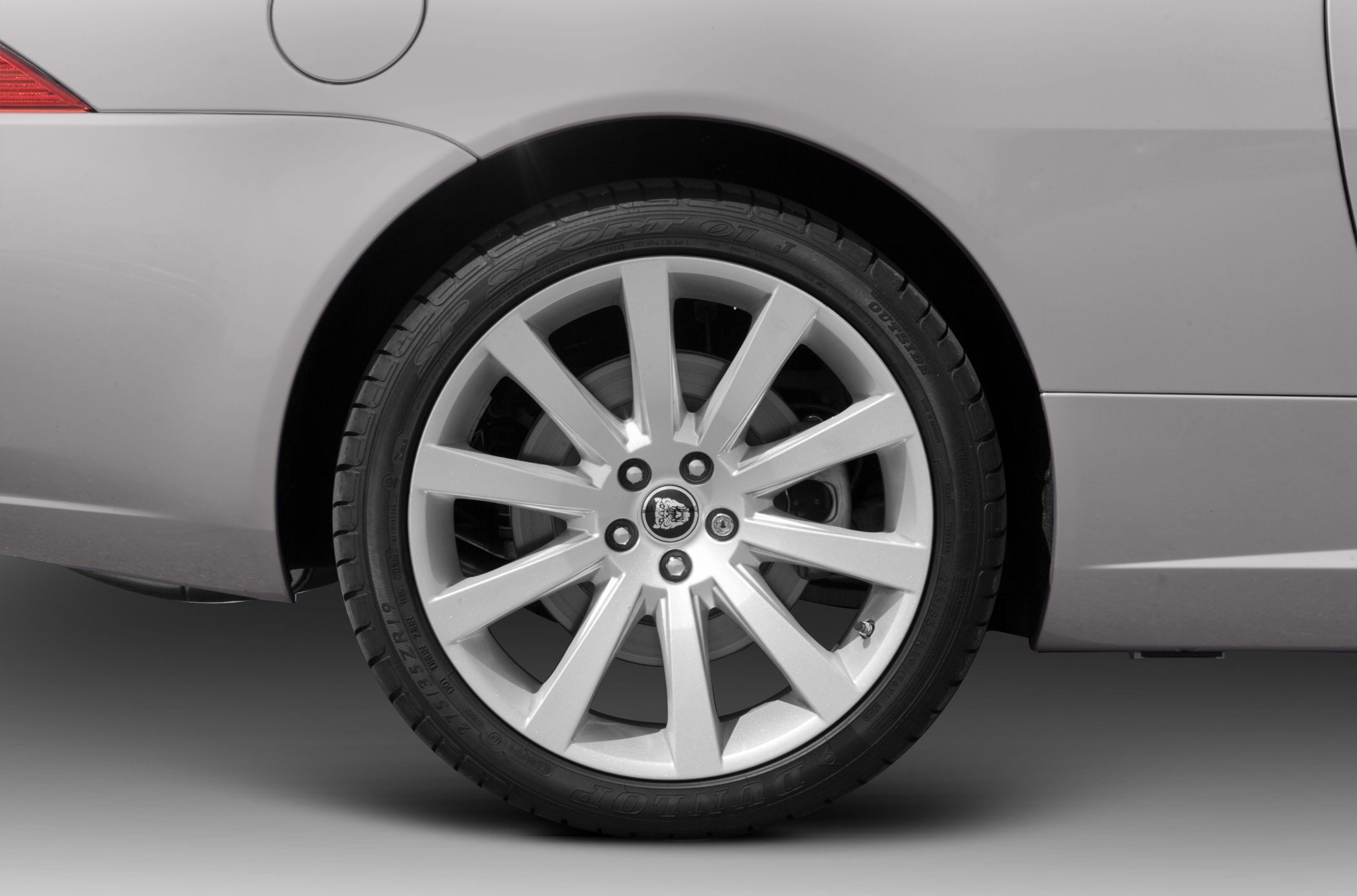 Jaguar XK Convertible rear alloy multi-spoke wheel with Dunlop tire