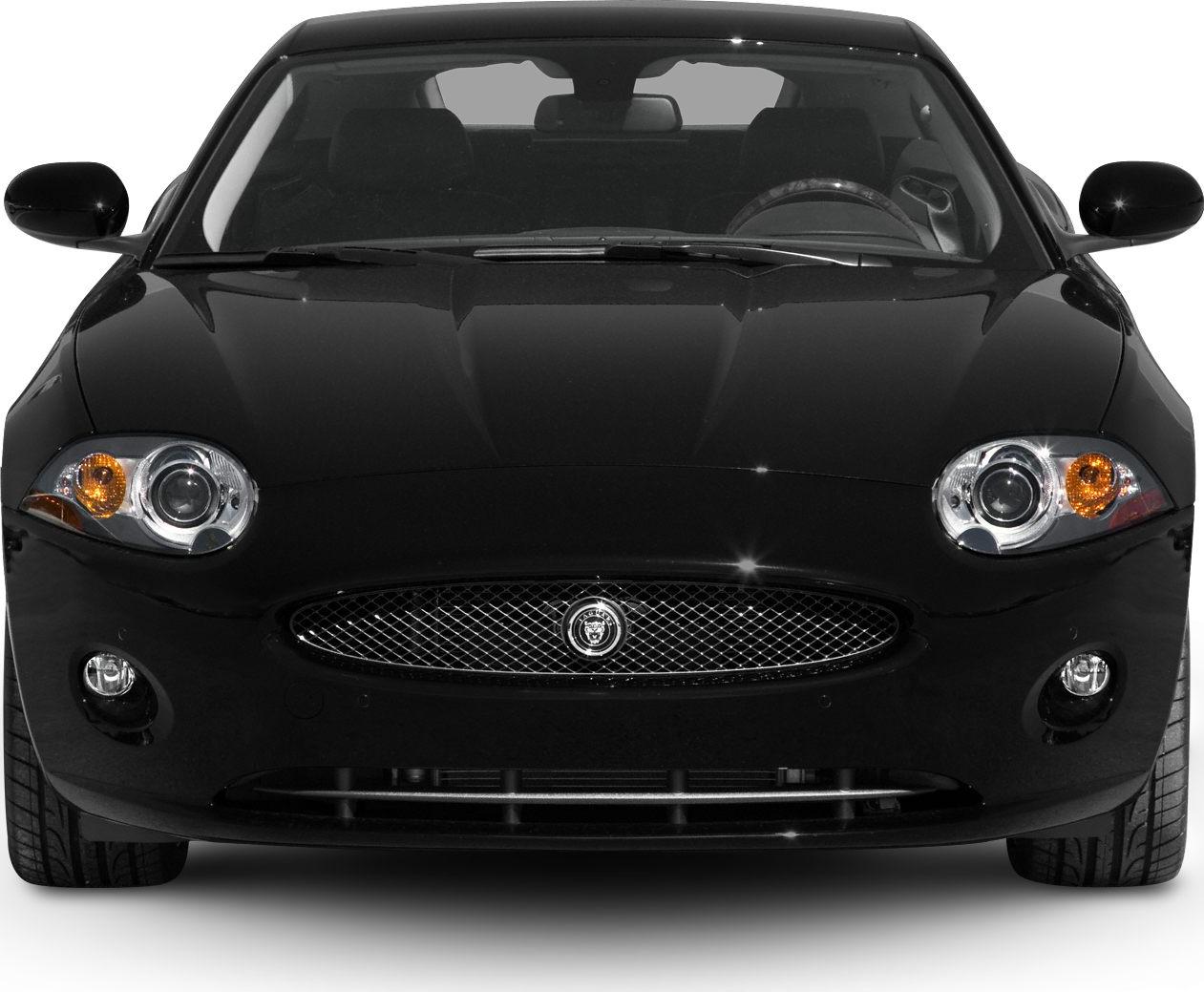 Front view with mesh grille and round headlamps with amber indicator lights
