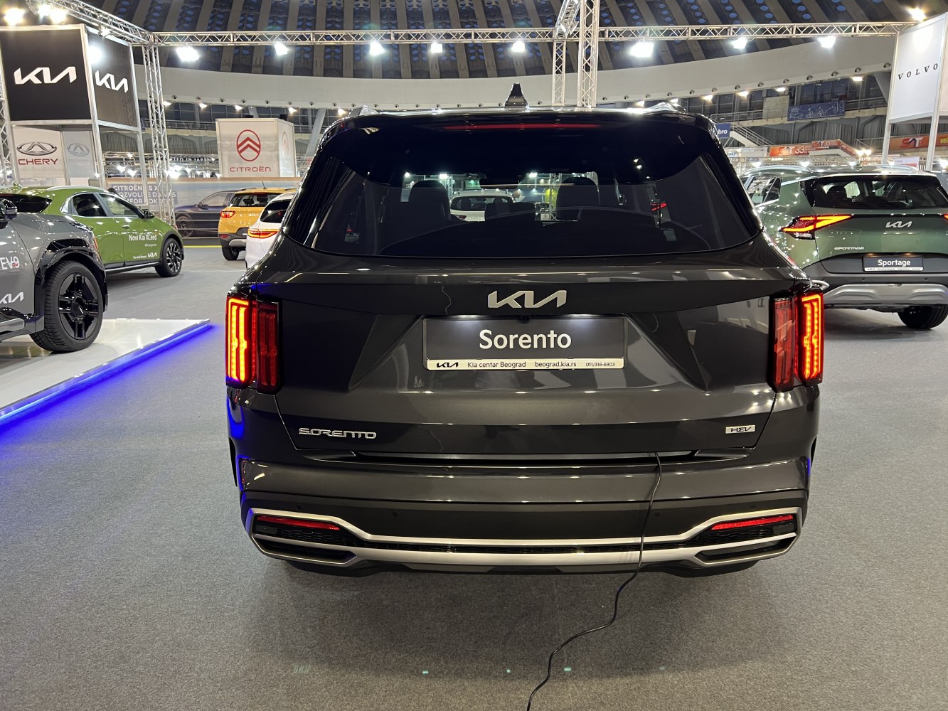 Rear view with vertical LED tail lights
