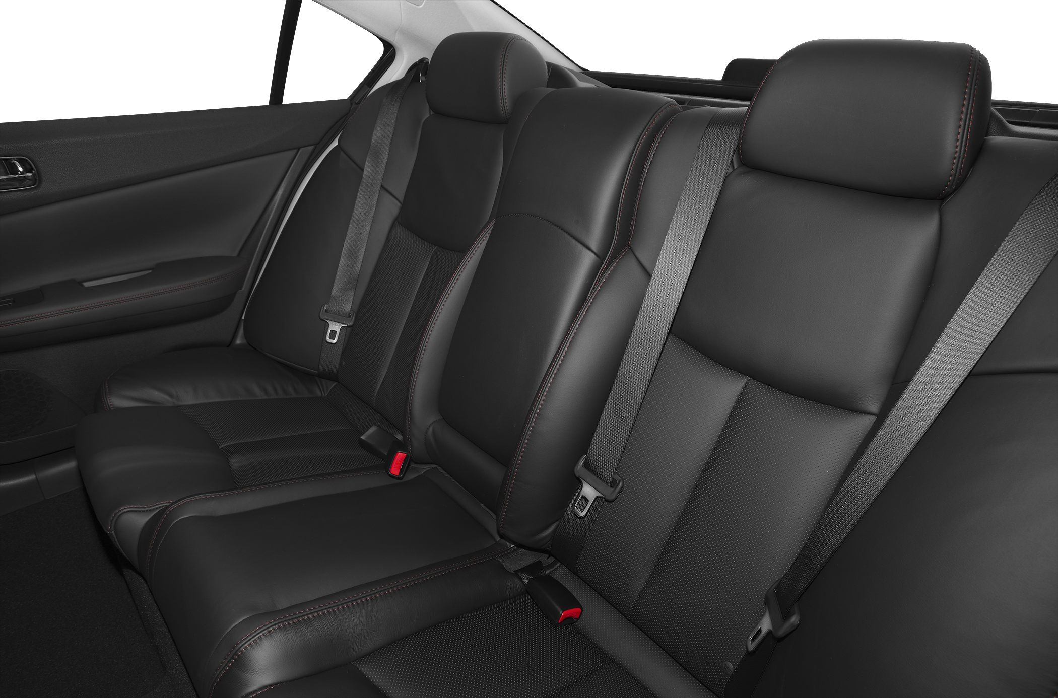 Leather rear seats with three-point seat belts and detailed stitching