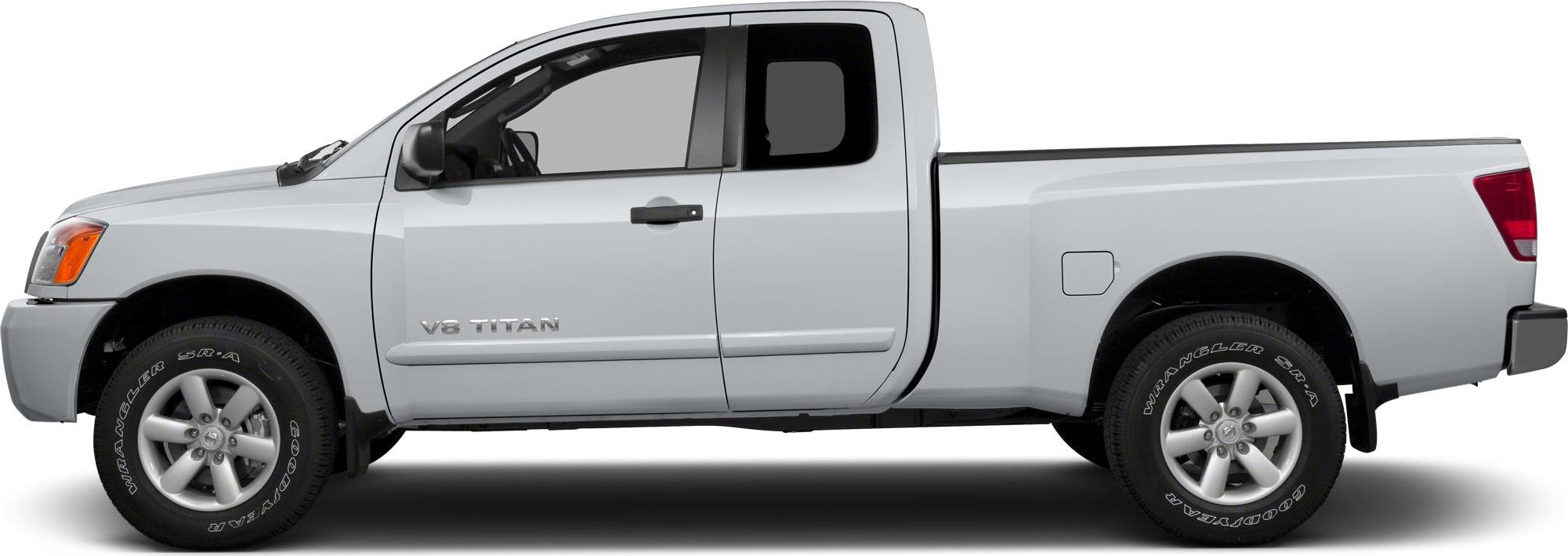 Side profile of extended cab pickup with V8 badge and alloy wheels