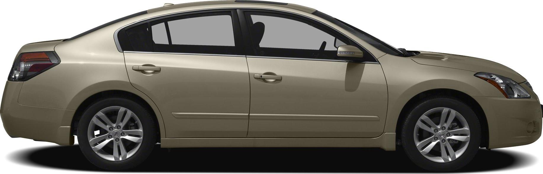 Side profile with alloy wheels and door handles