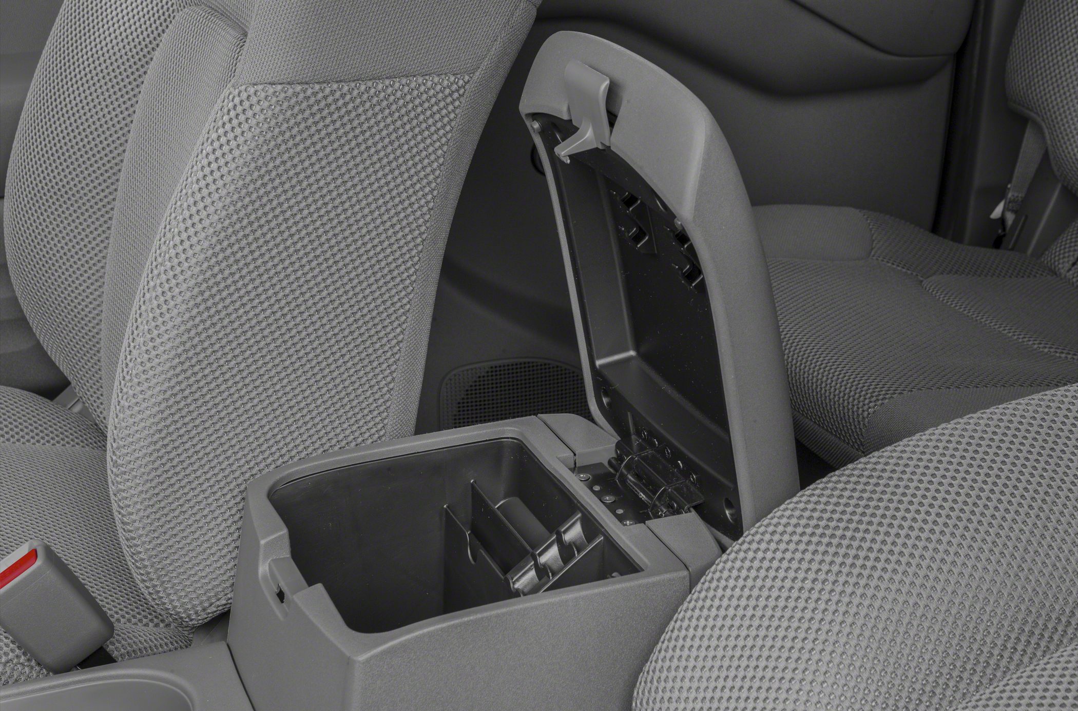 Open center console storage compartment with fabric seats