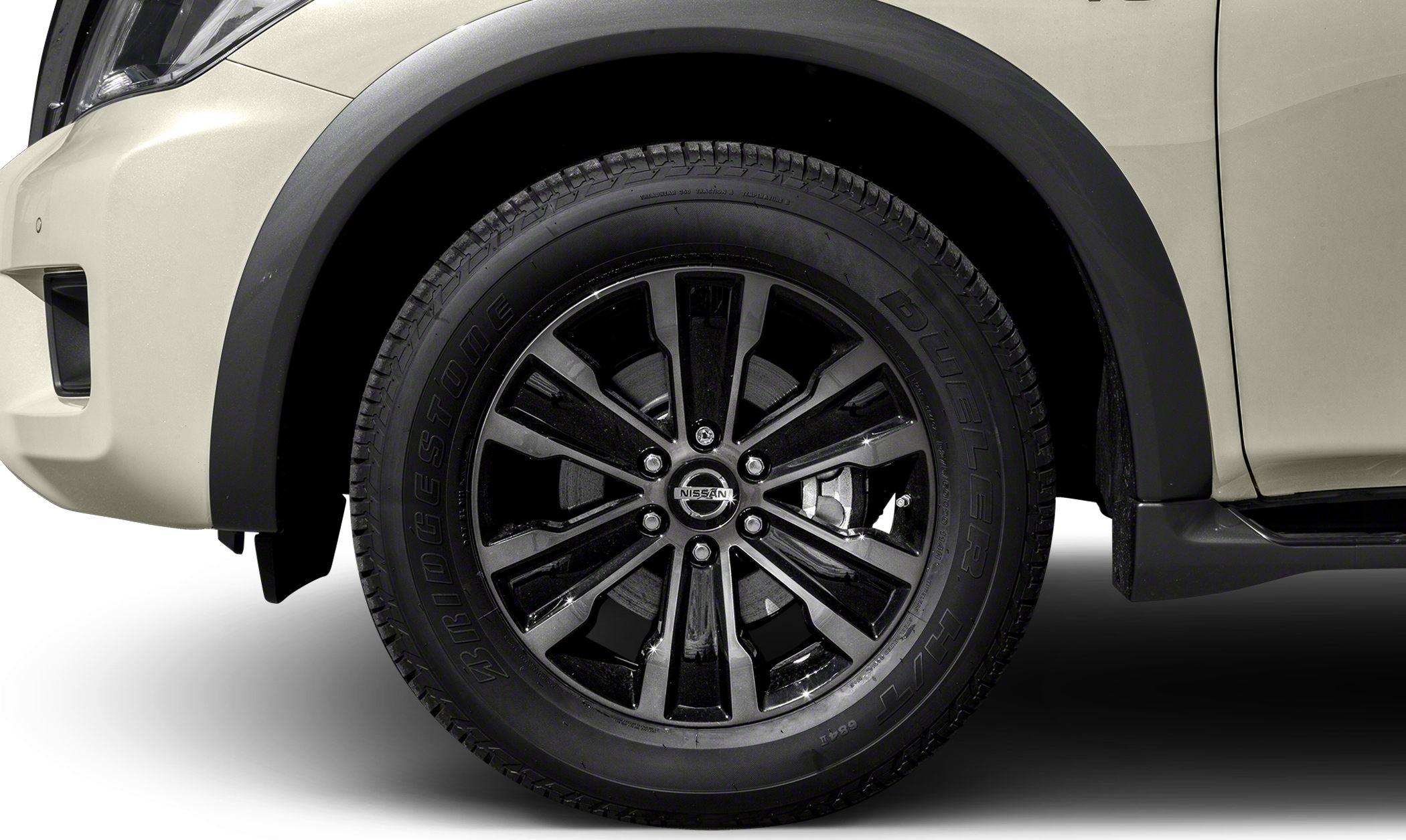 Close-up of alloy wheel with Bridgestone Dueler tire