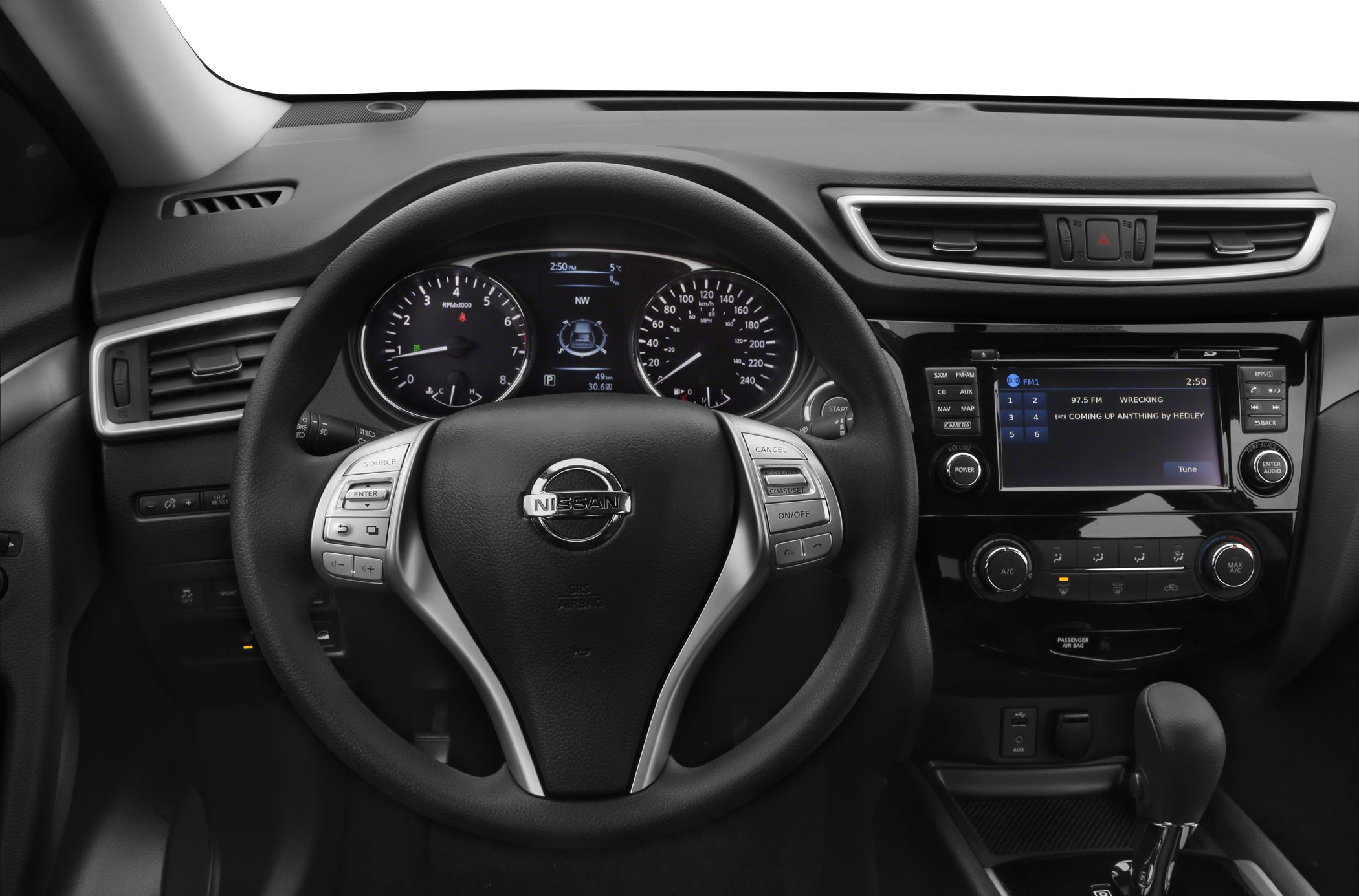 Steering wheel, instrument cluster, and dashboard infotainment system