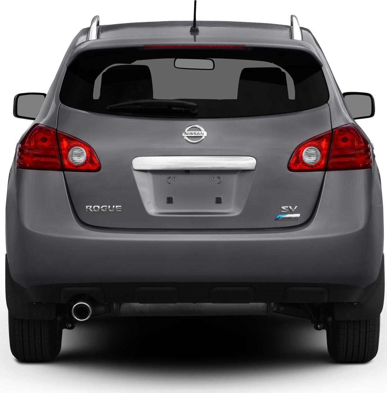 Rear view with taillights, rear window, SV and Xtronic CVT badges