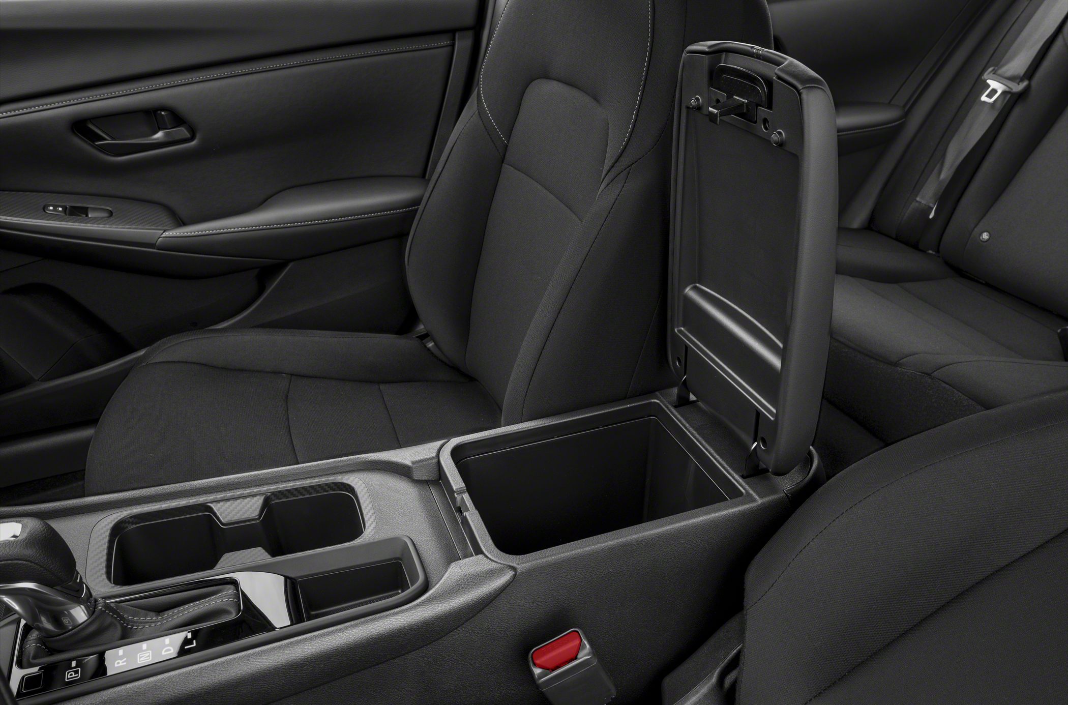 Center console storage and front seats with gear shift