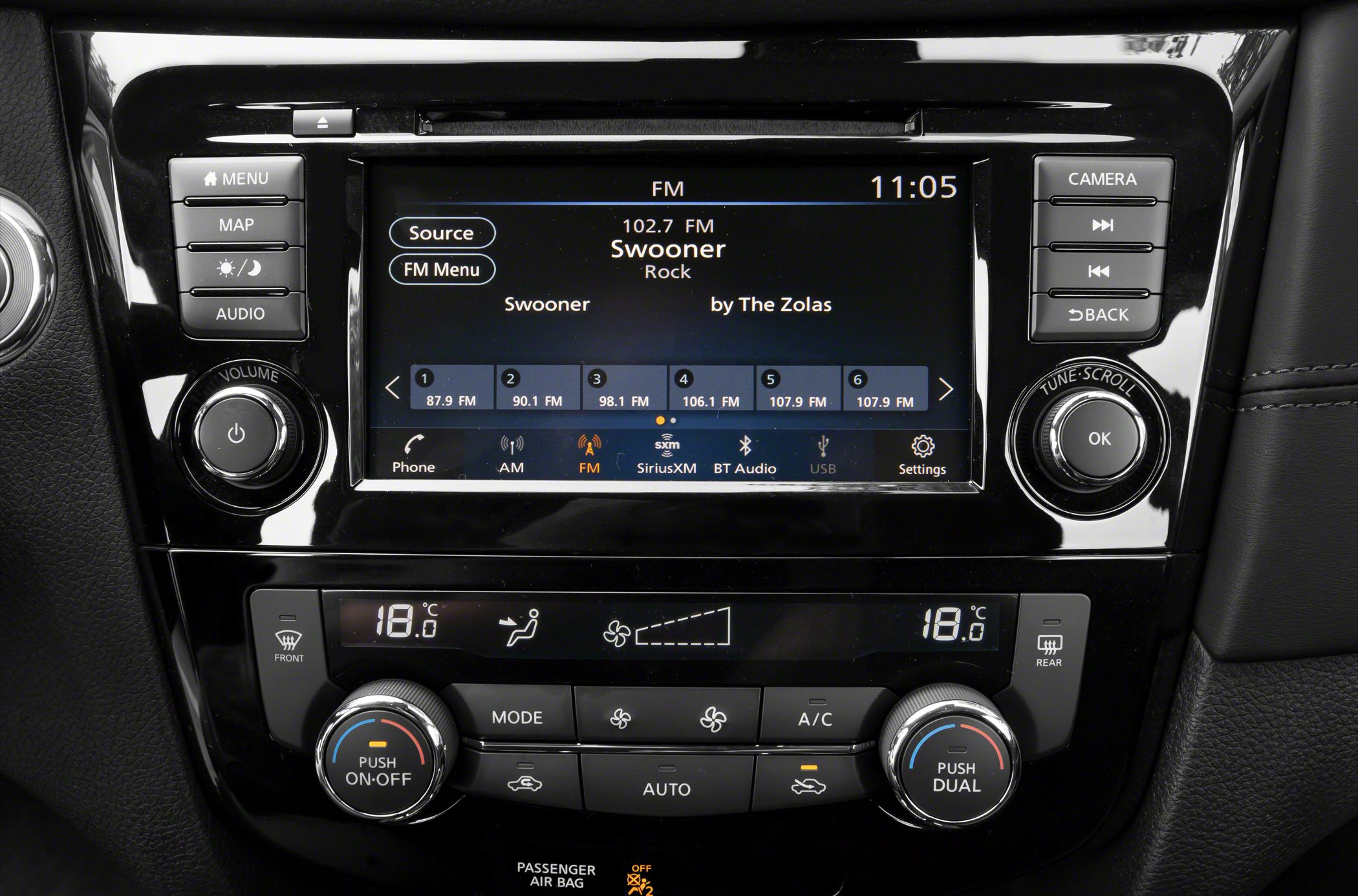 Infotainment system with radio and dual-zone climate controls